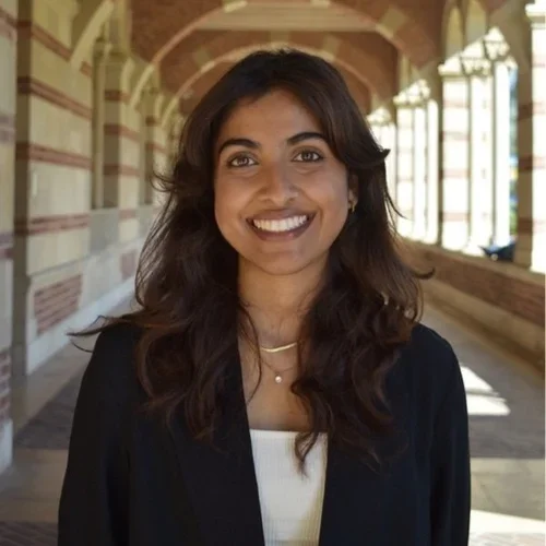 Headshot professional photo of Saaraa Danish